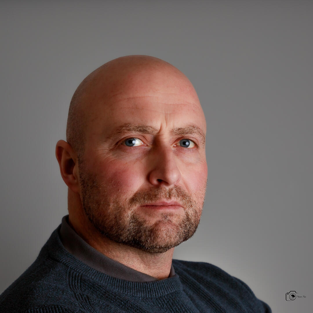 Portrait photo of Peter Fitzsimons